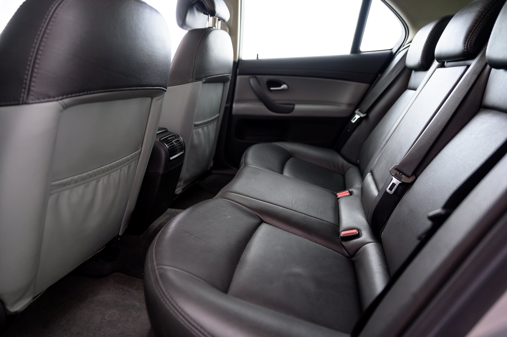 Innenraumfoto von 2008 SAAB 9-3 Aero SportSedan Silver Beast SFRO