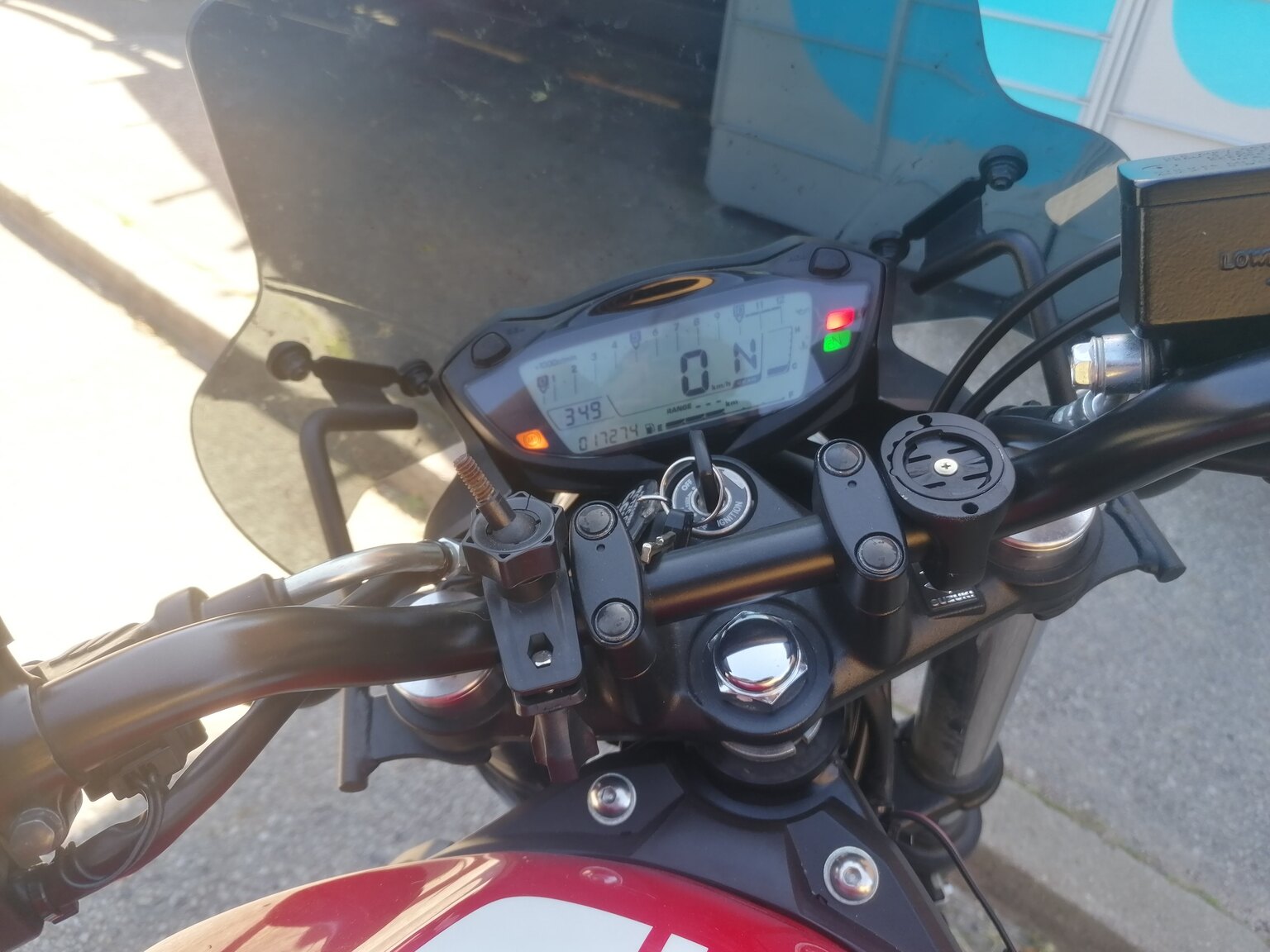 Exterior image of 2017 Suzuki SV650