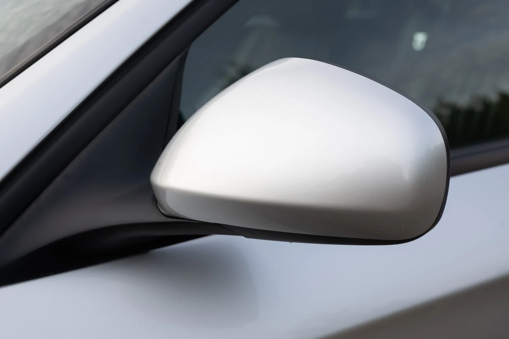 Exteriörbild på 2008 Alfa Romeo 159 Q4 Sportwagon (23)