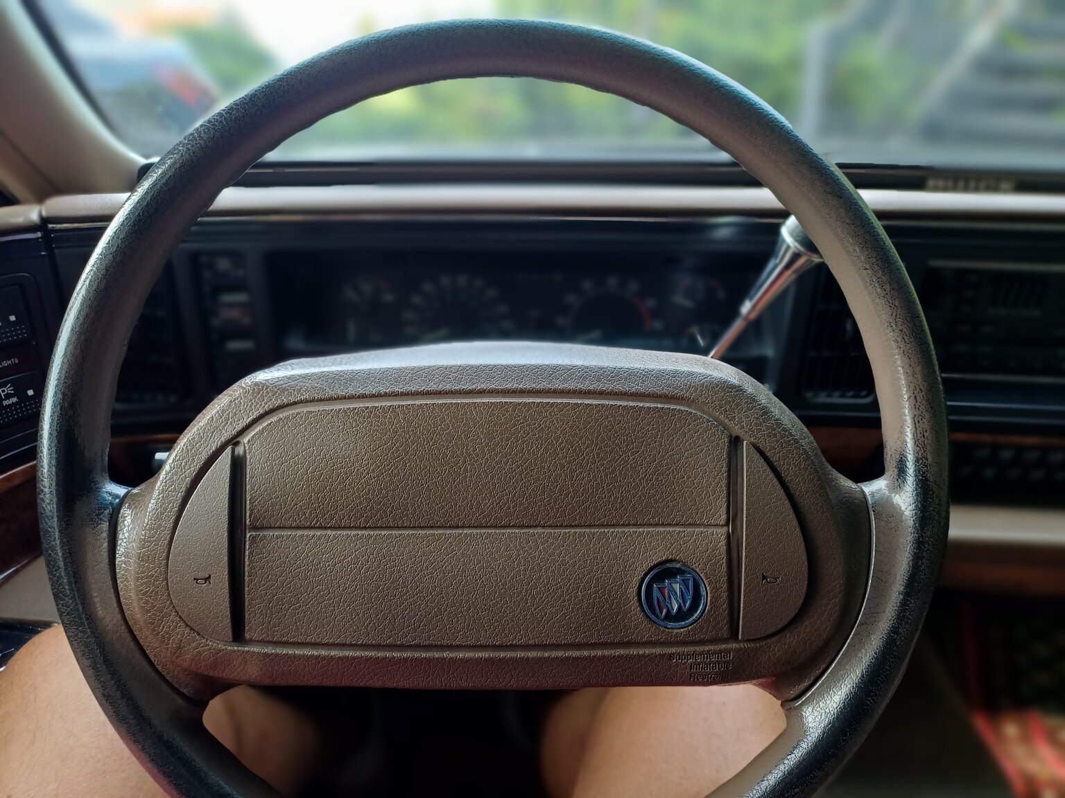 Interior image of 1992 Buick Park Avenue