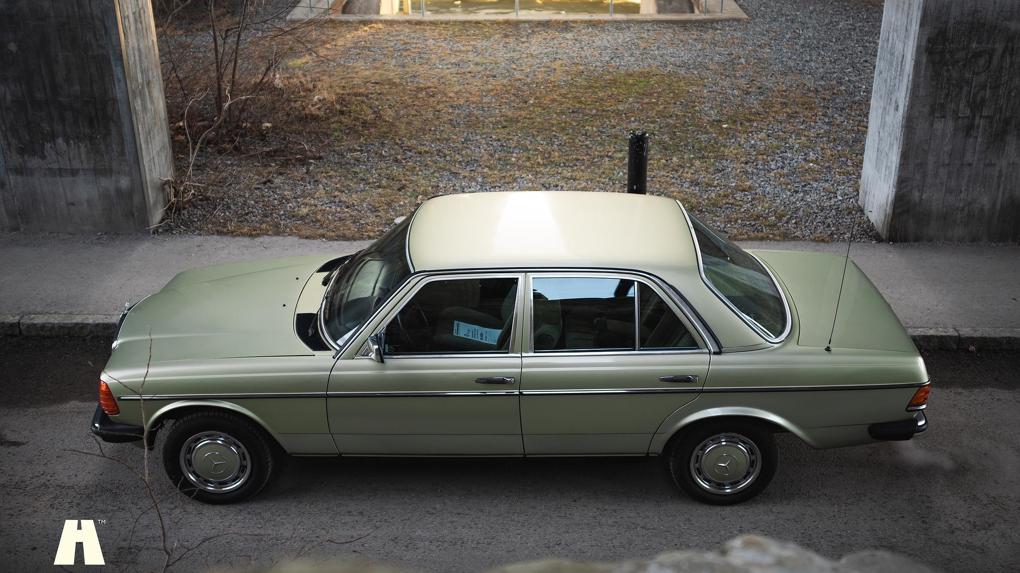 Exteriörbild på 1985 Mercedes-Benz 200 Series 3  (2)