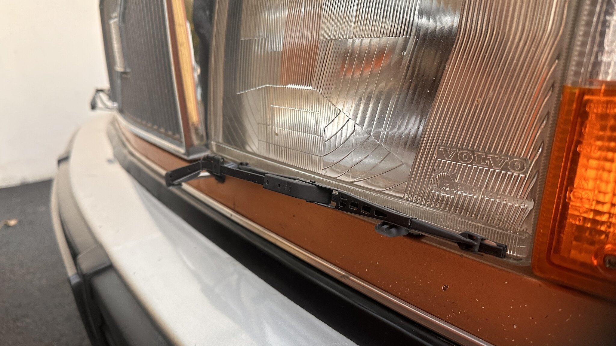 Exteriörbild på 1981 Volvo 244 GLE D6
