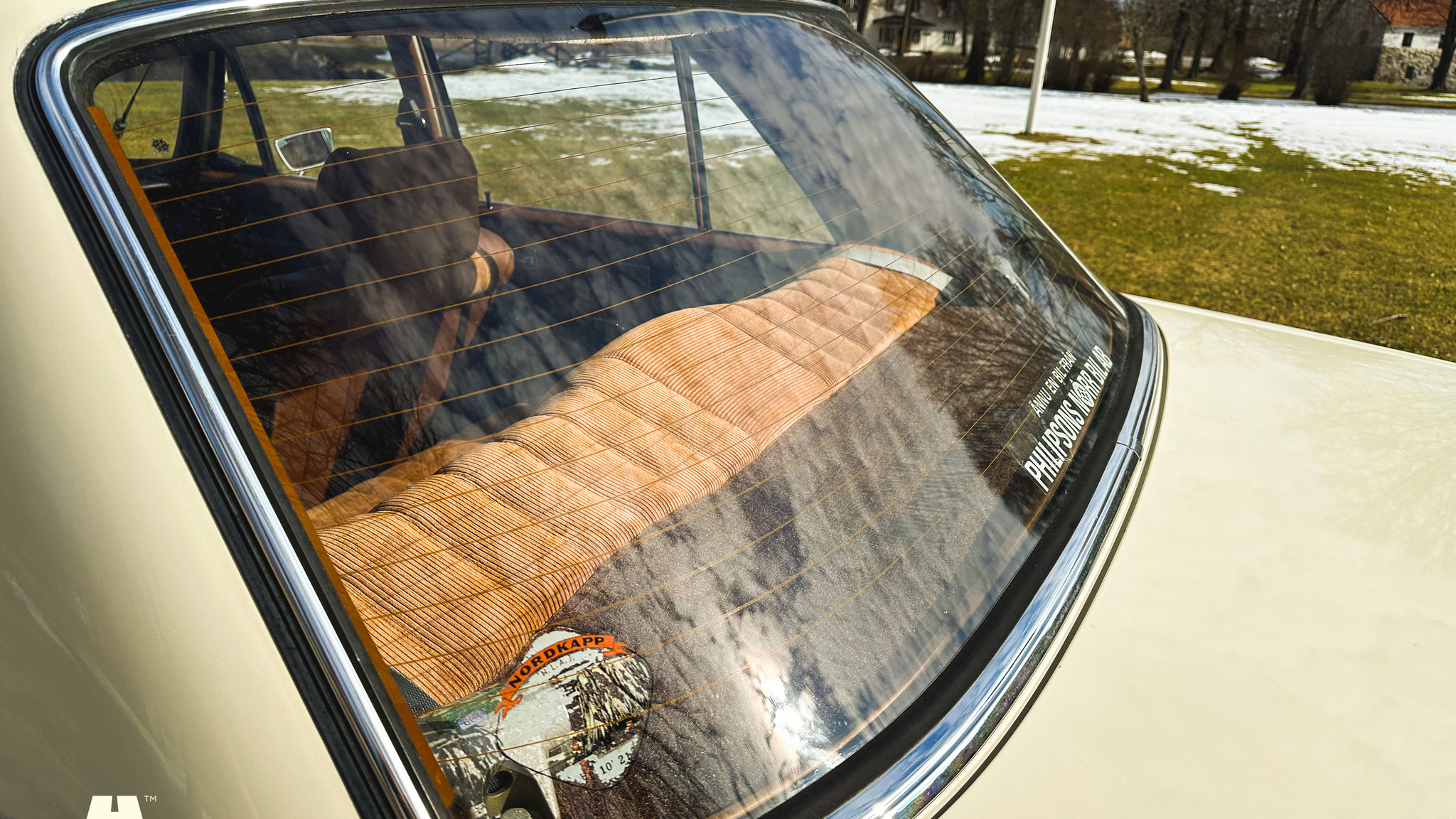 Exteriörbild på 1972 Mercedes-Benz 200