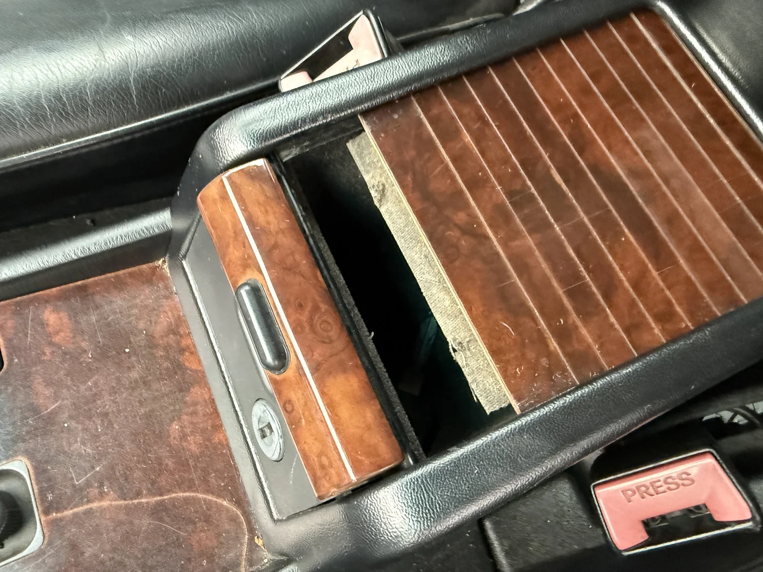 Interiörbild 1994 Mercedes-Benz E 320 T (29)