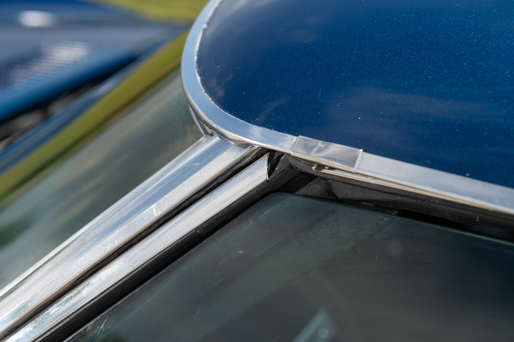 Exteriörbild på 1973 Corvette C3 Stingray (37)