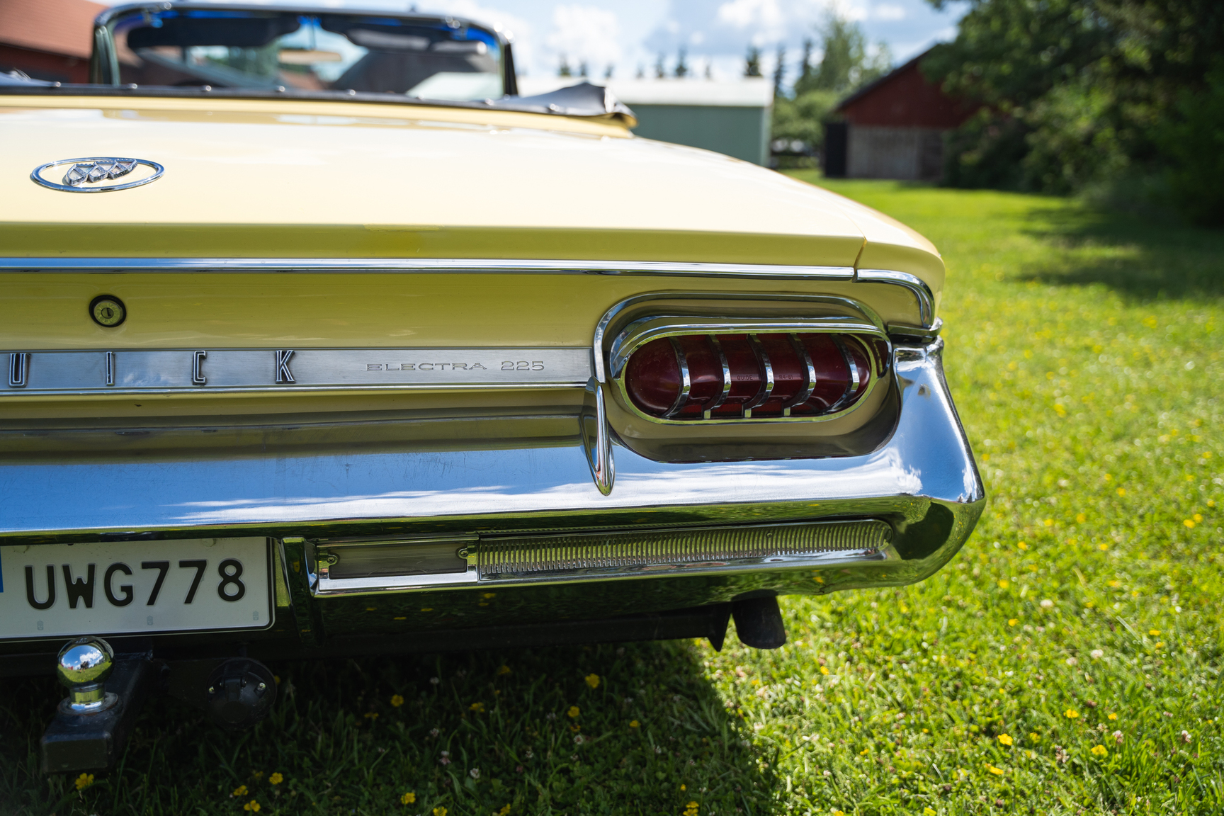 Aussenfoto 1961 Buick Electra 225 cab (36)