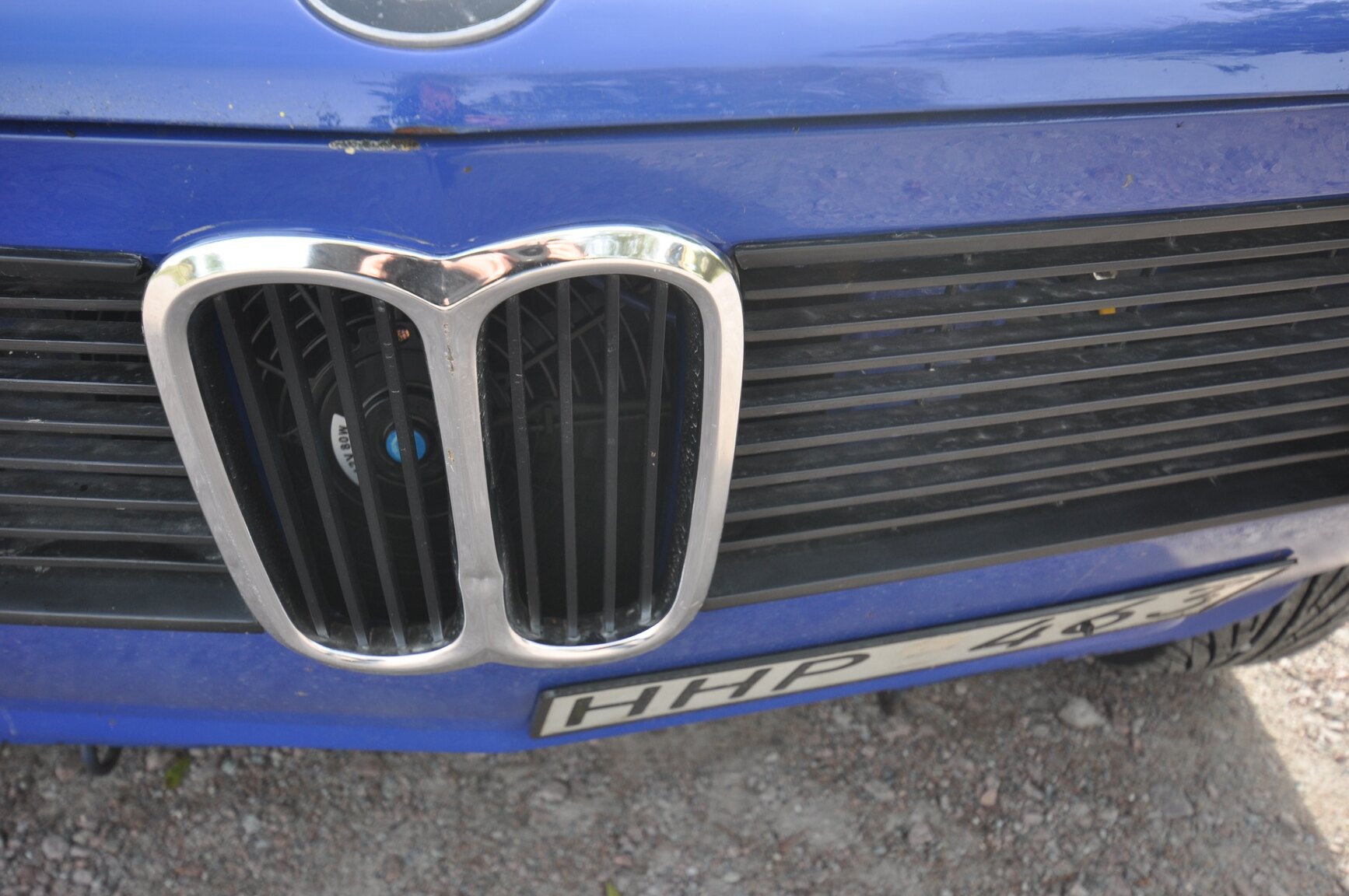 Exterior image of 1975 BMW 2002 Tii