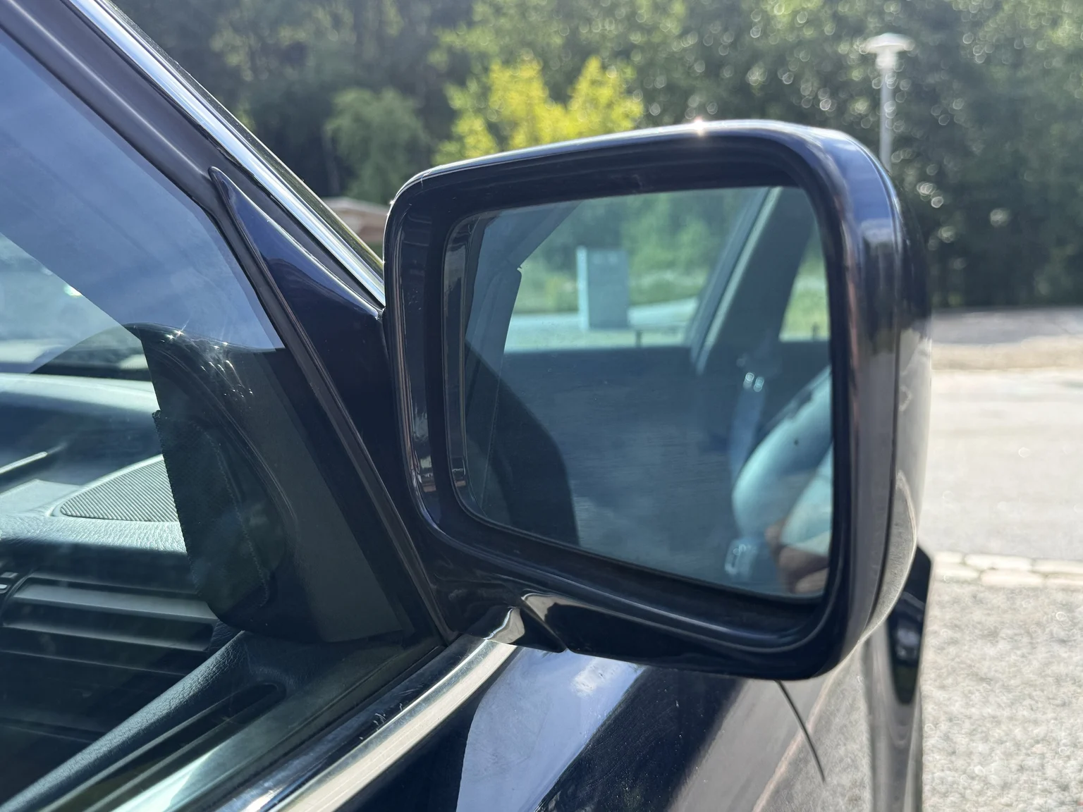 Exteriörbild på 1990 BMW 750i (52)