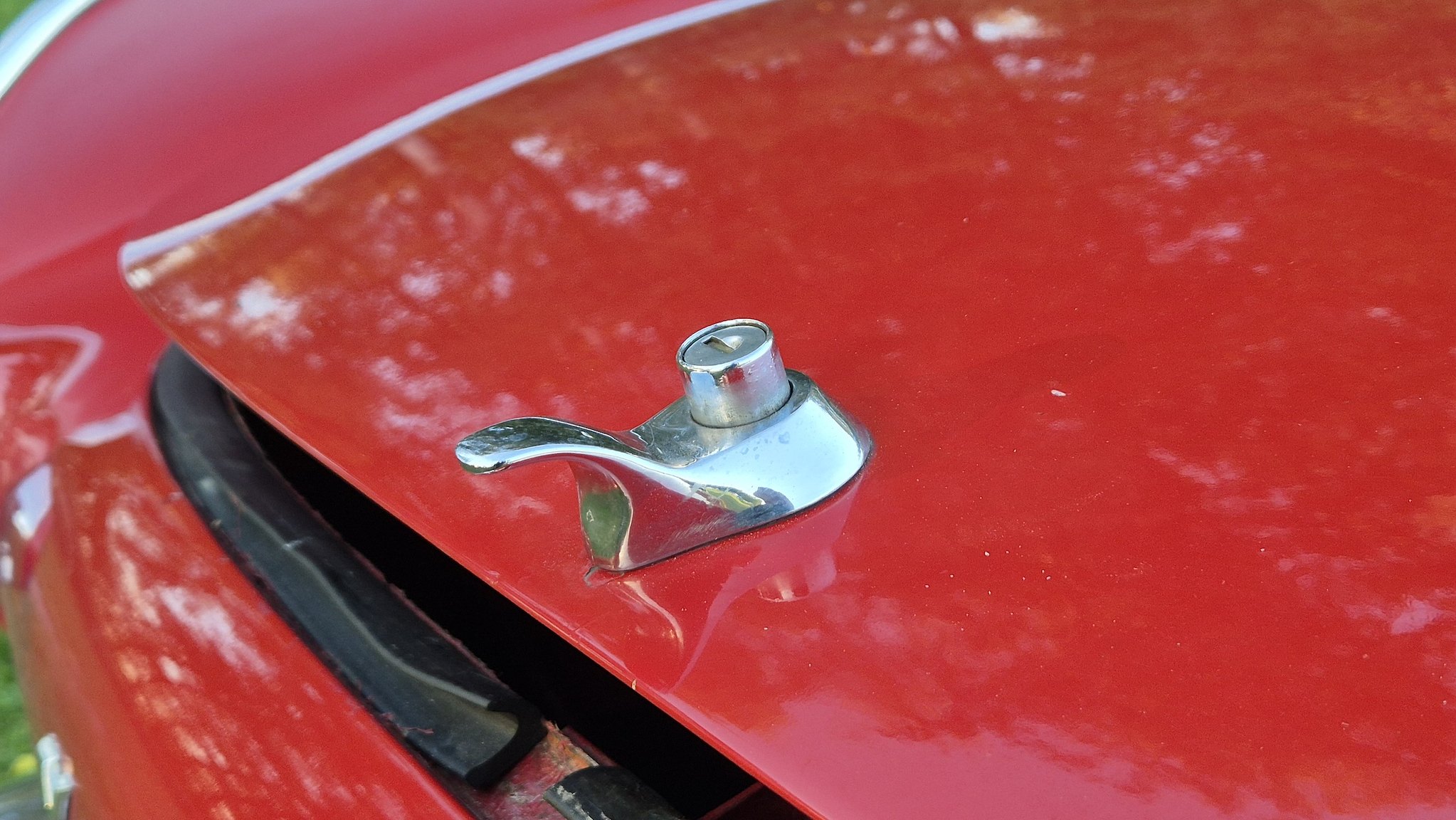 Exteriörbild på 1968 Volvo P1800S