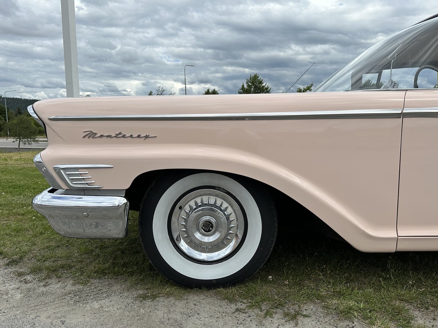 Exteriörbild på 1959 Mercury Monterey 4-door Hardtop Cruiser