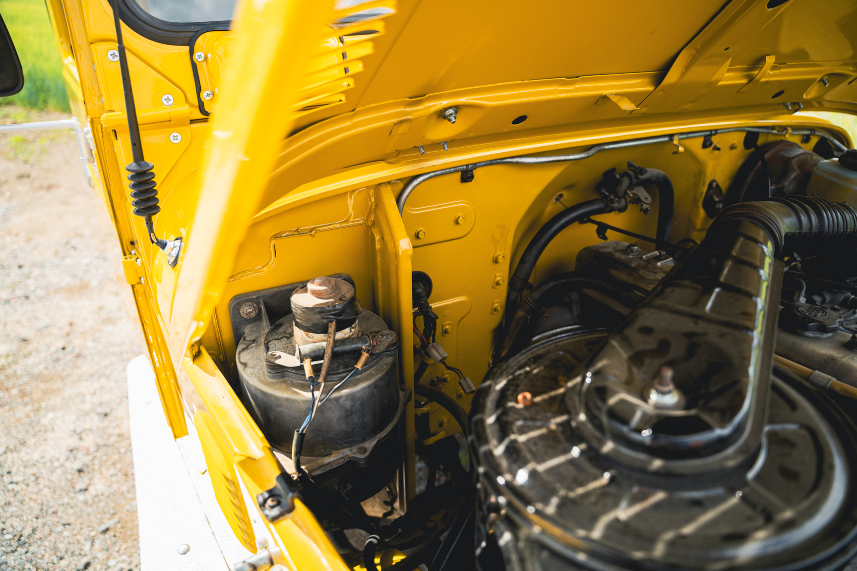 Image of 1976 Toyota Land Cruiser BJ40 mechanics