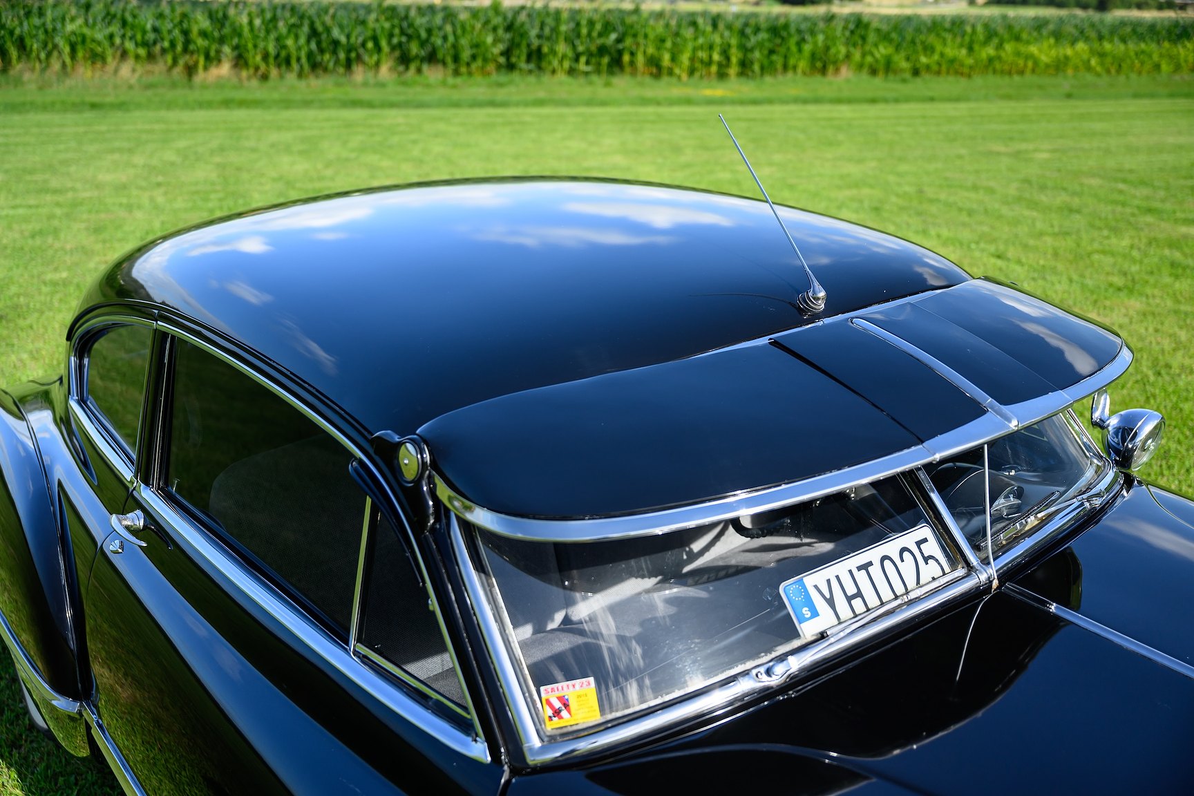 Exterior image of 1949 Buick Eight Roadmaster
