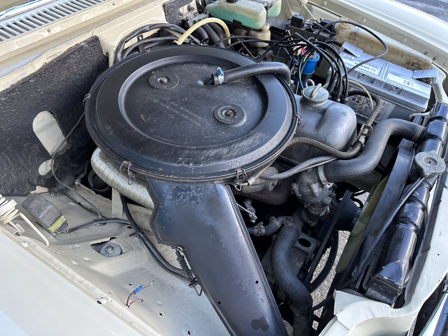 1974 Mercedes Benz 230.6, Mekanik
