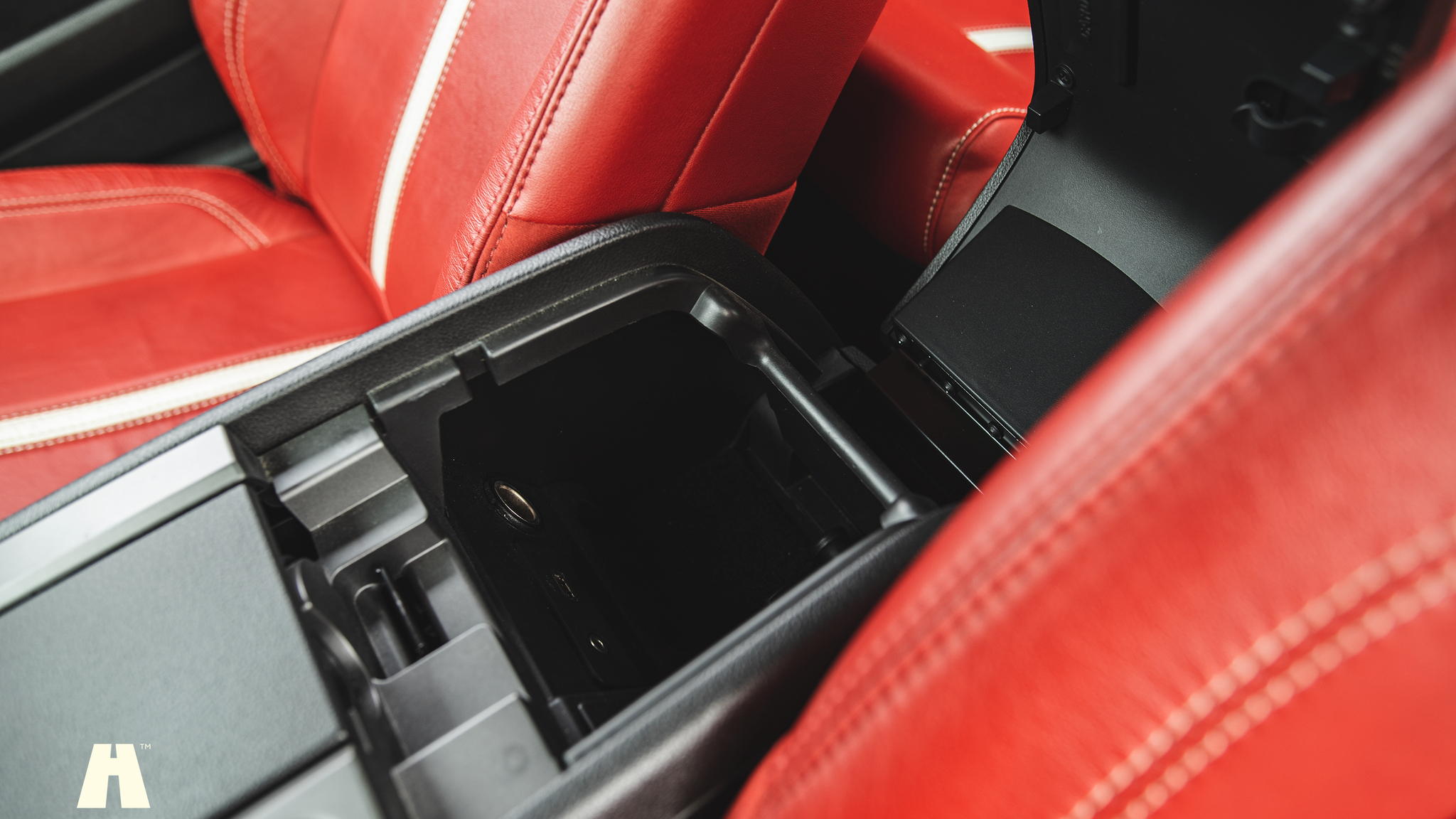 Interior image of 2010 Ford Mustang GT 