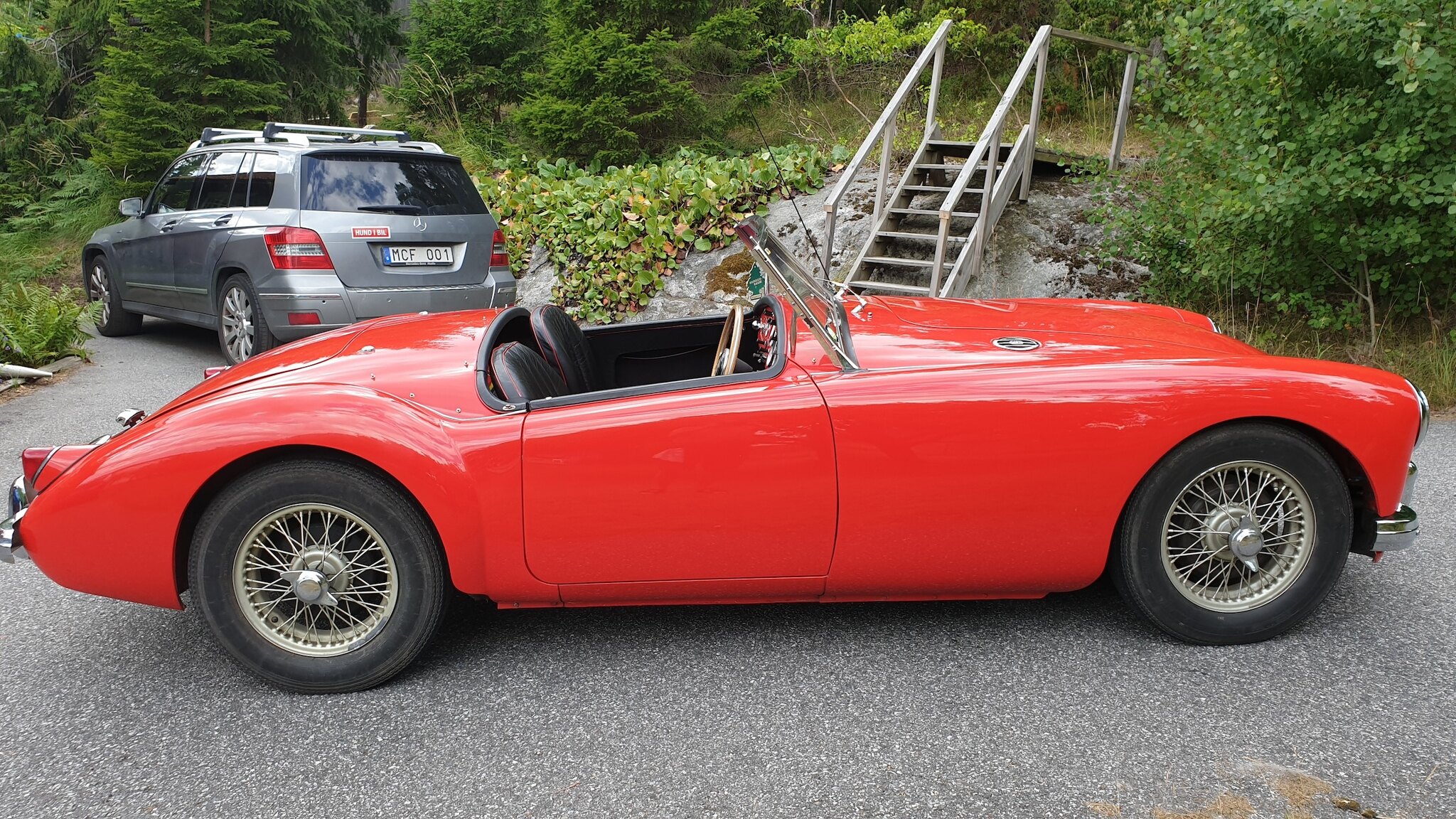 Exterior image of 1956 MG MGA 1500