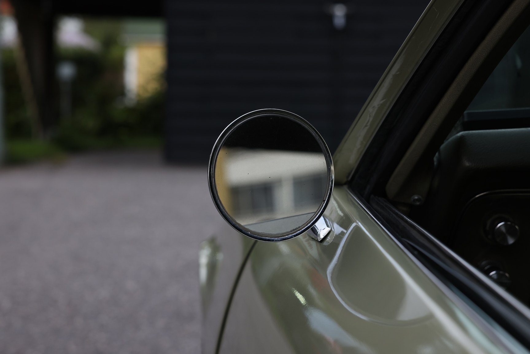 Exterior image of 1968 Pontiac Firebird 400 Ram Air