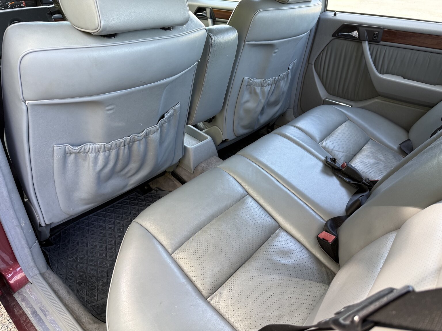 Interior image of 1991 Mercedes-Benz 300 E-24