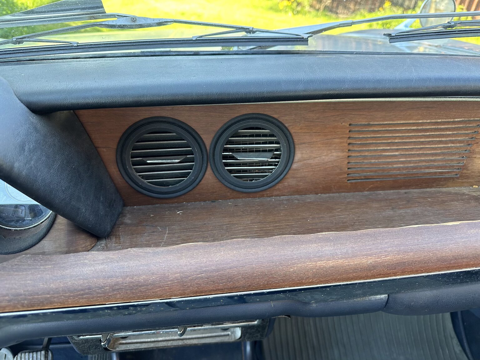 Interiörbild 1968 BMW 2000 CS