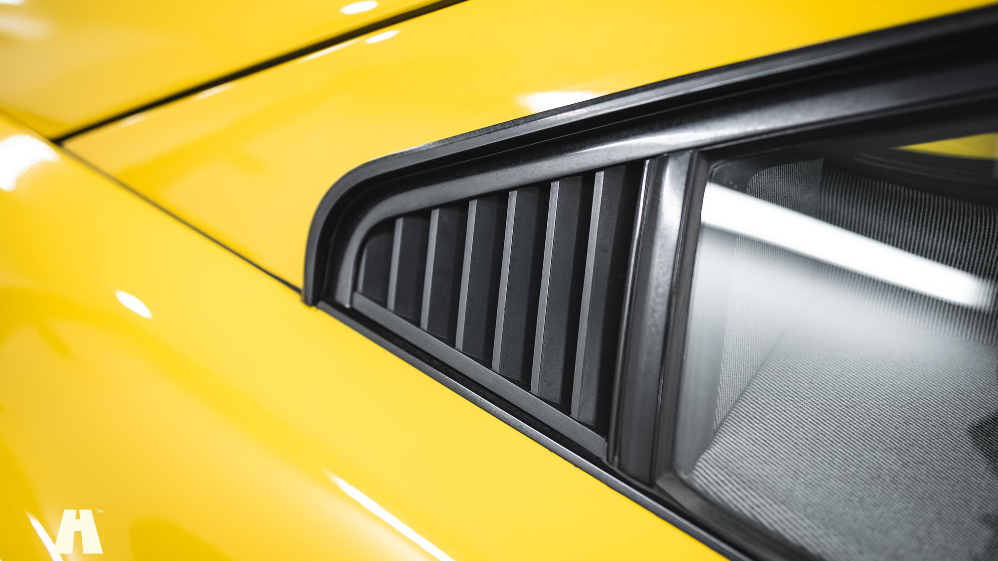 Exterior image of 1986 Ferrari 328 GTB