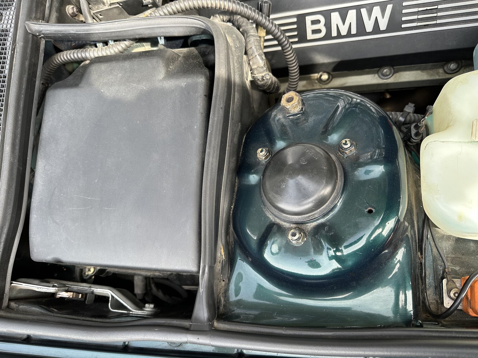 1992 BMW 740iA, Mekanik