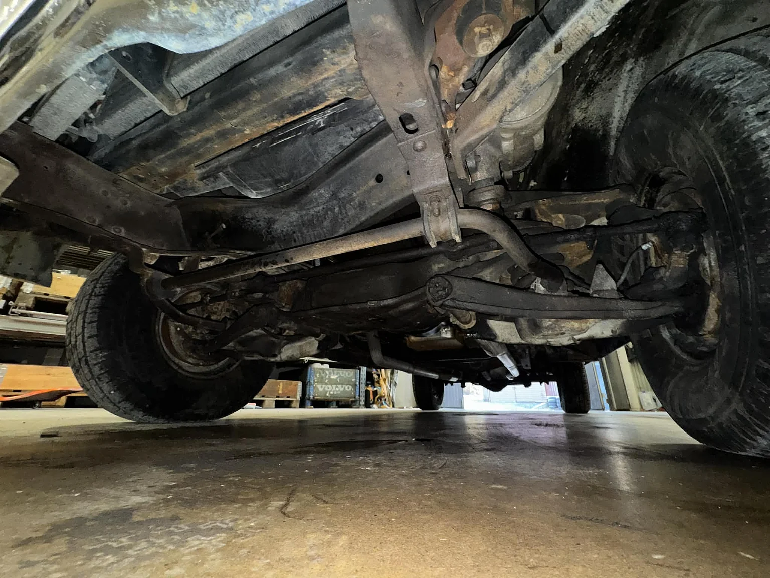 Image of 1970 GMC 1500 Custom Sierra Grande – NO RESERVE (29) mechanics