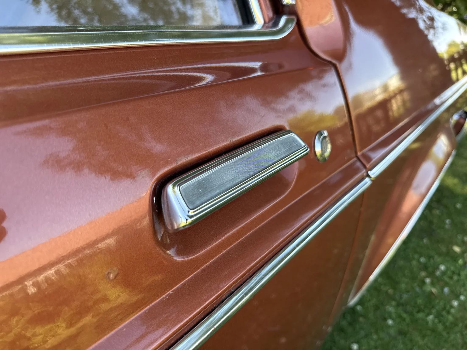 Exteriörbild på 1975 Mercury Monarch Coupe (27)
