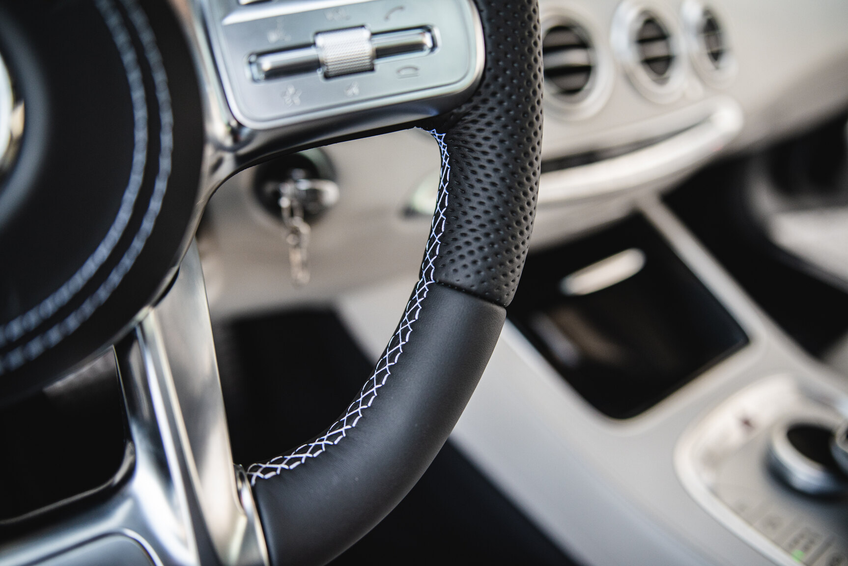 Interior image of 2016 Mercedes-Benz S63 AMG 4MATIC Coupé