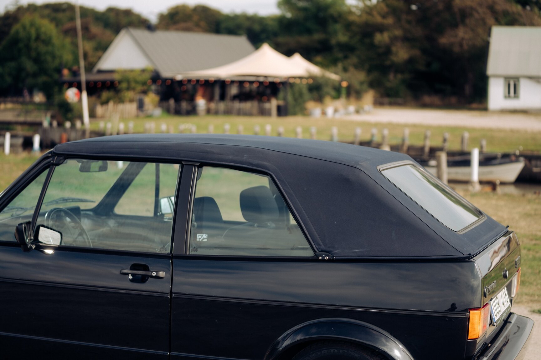 Exterior image of 1991 VW Golf Cabriolet "Etienne Aigner Edition"