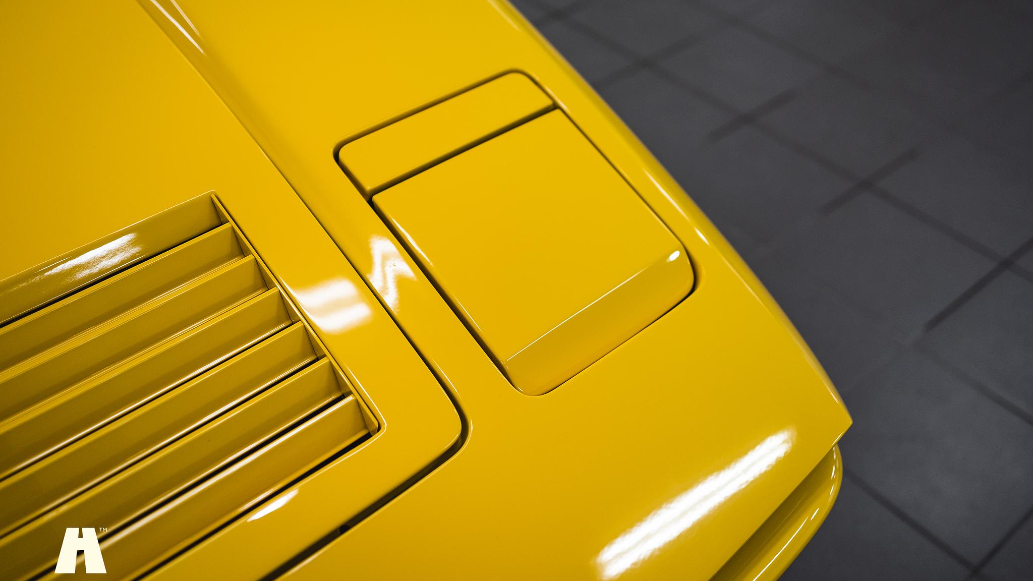 Exterior image of 1986 Ferrari 328 GTB