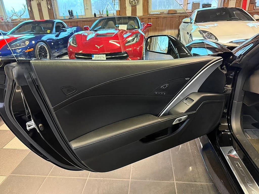 Bild von 2017 Chevrolet Corvette (19)
