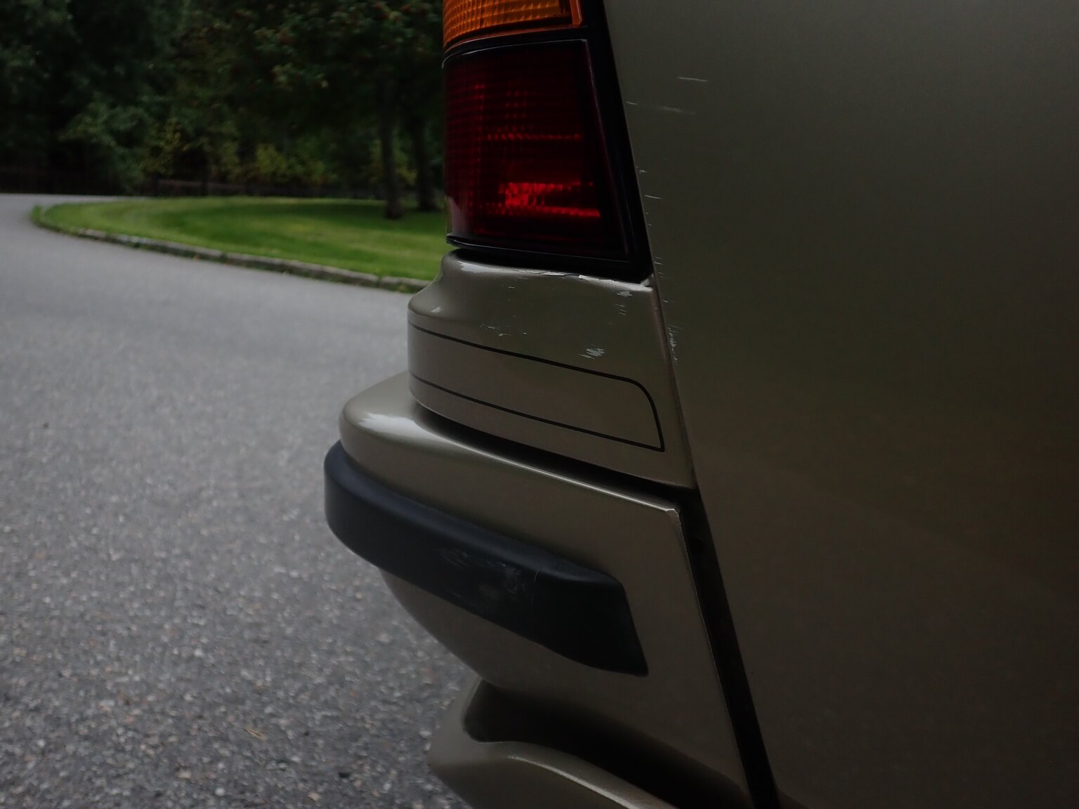 Exteriörbild på 1986 Porsche 944 Coupé
