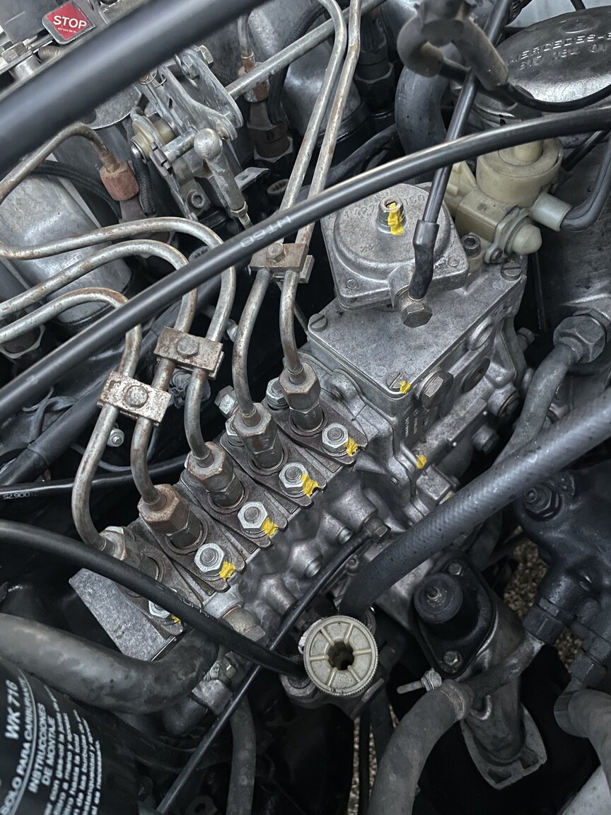 Image of 1983 Mercedes-Benz 300 TDT mechanics