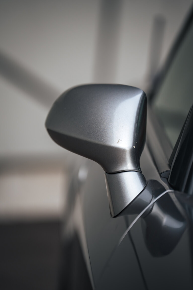 Exterior image of 2000 Honda S2000 AP1