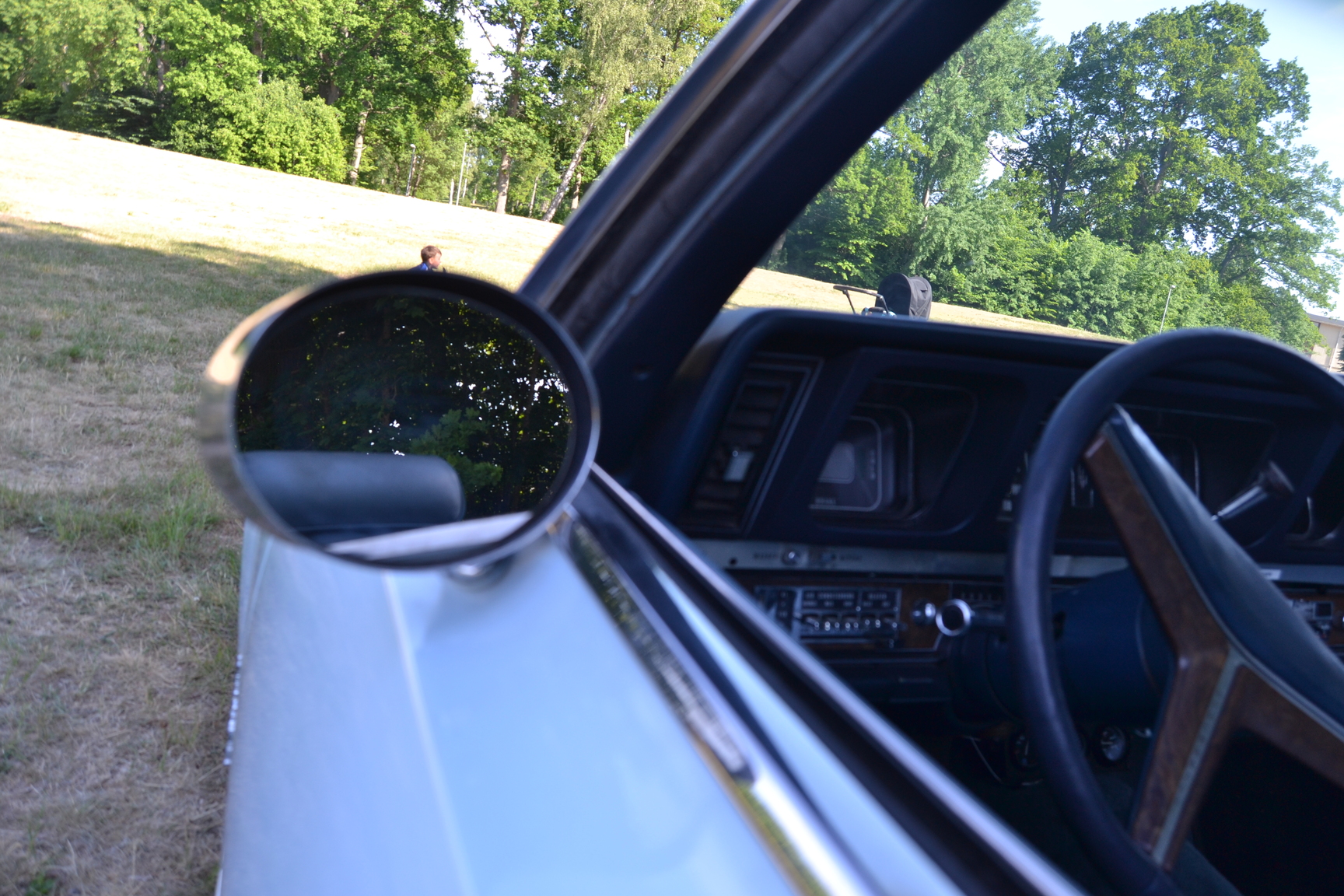 Exterior image of 1970 Oldsmobile Ninety eight Convertible (63)