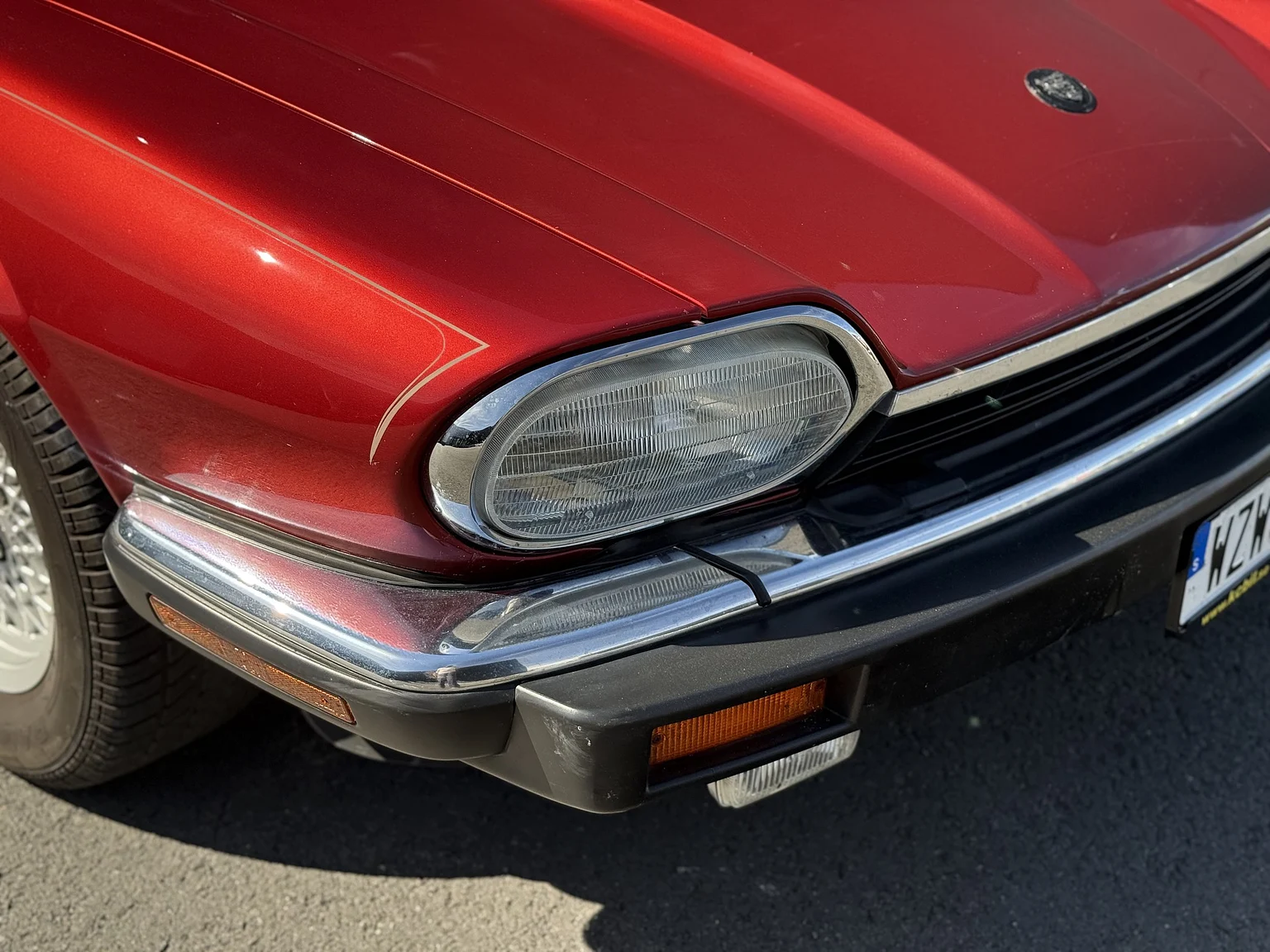 Exterior image of 1993 Jaguar XjS Cabriolet (24)