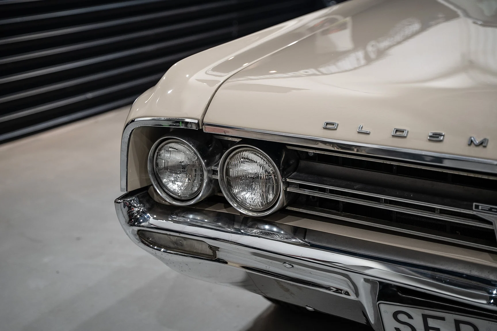 Aussenfoto 1964 Oldsmobile Cutlass Convertible (15)