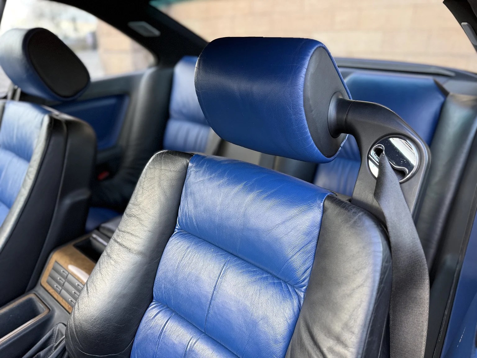 Interiörbild 1992 BMW 850iA - No Reserve (15)