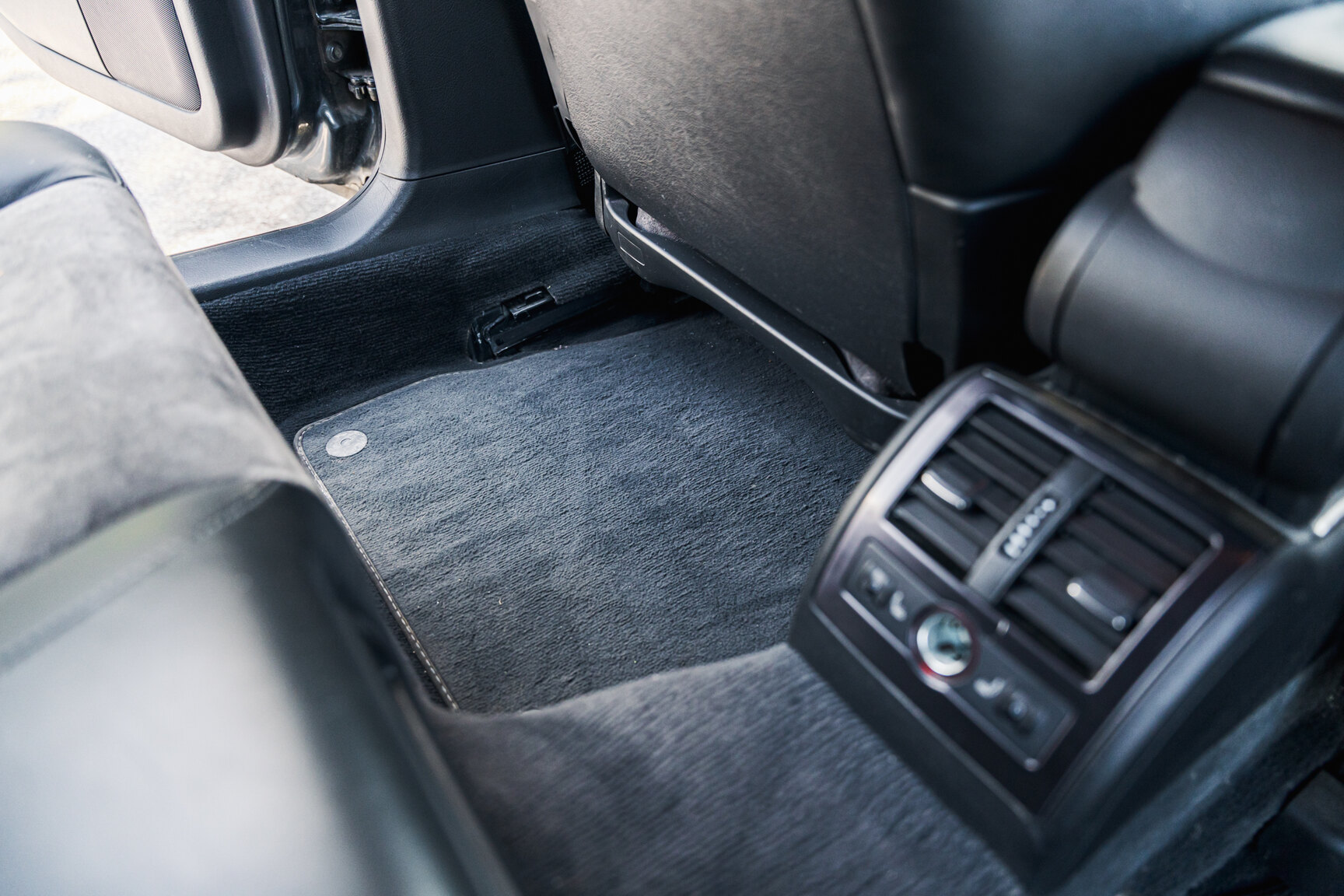 Interior image of 2003  Audi RS6 C5