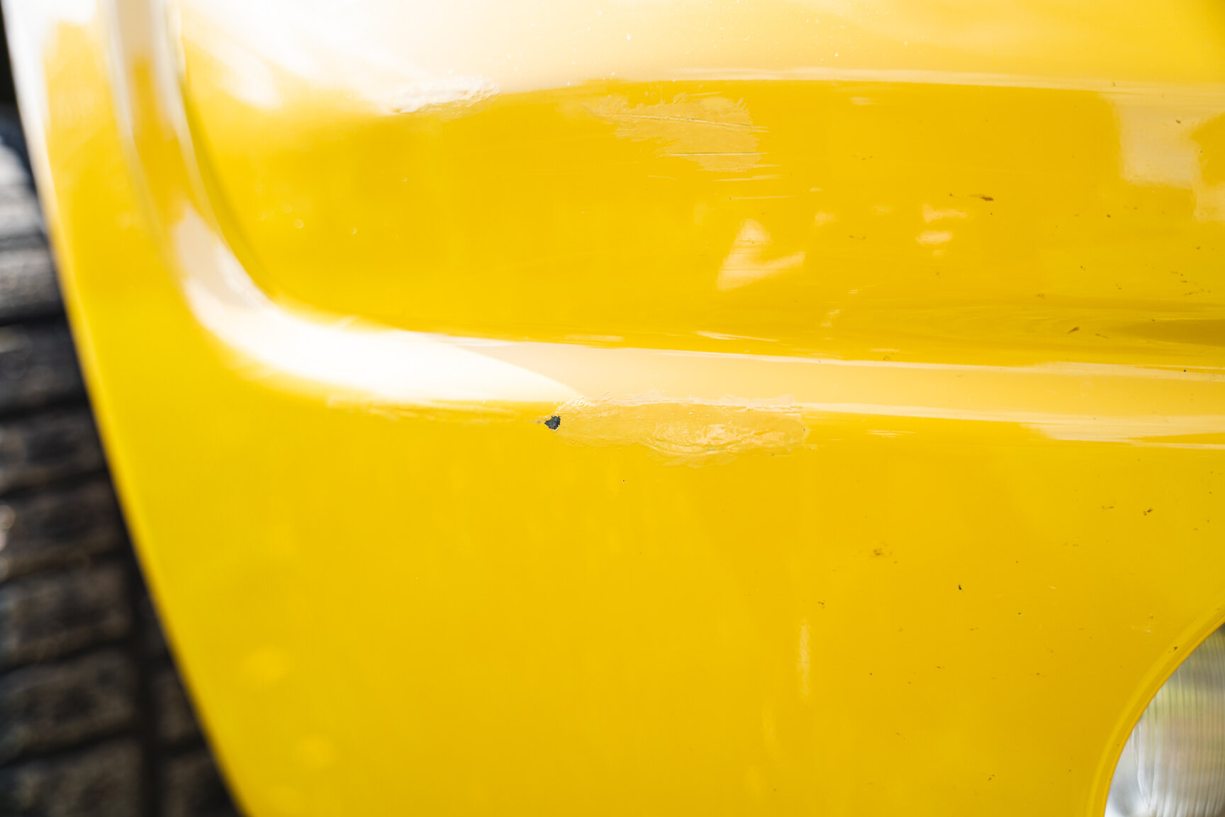 Exteriörbild på 2005 Dodge Ram 1500 Bumble Bee