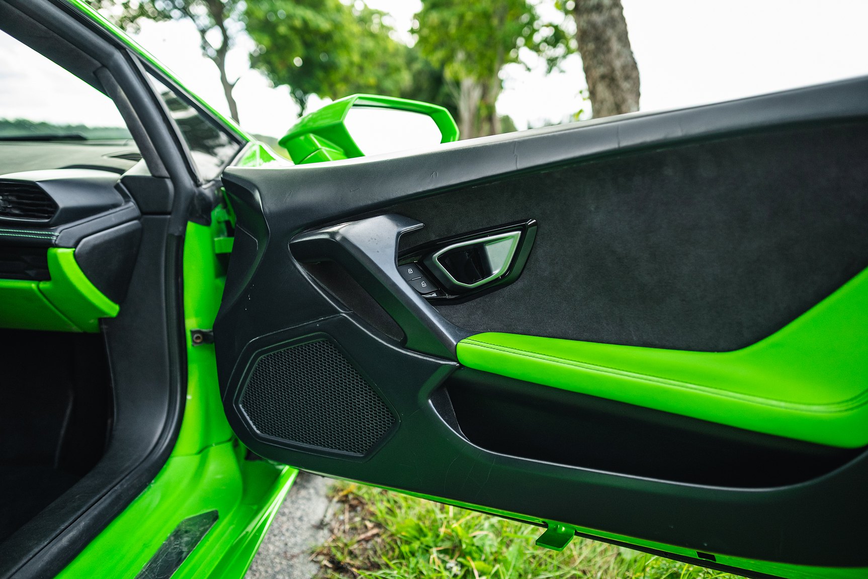 Interiörbild 2016 Lamborghini Huracan LP-610-4
