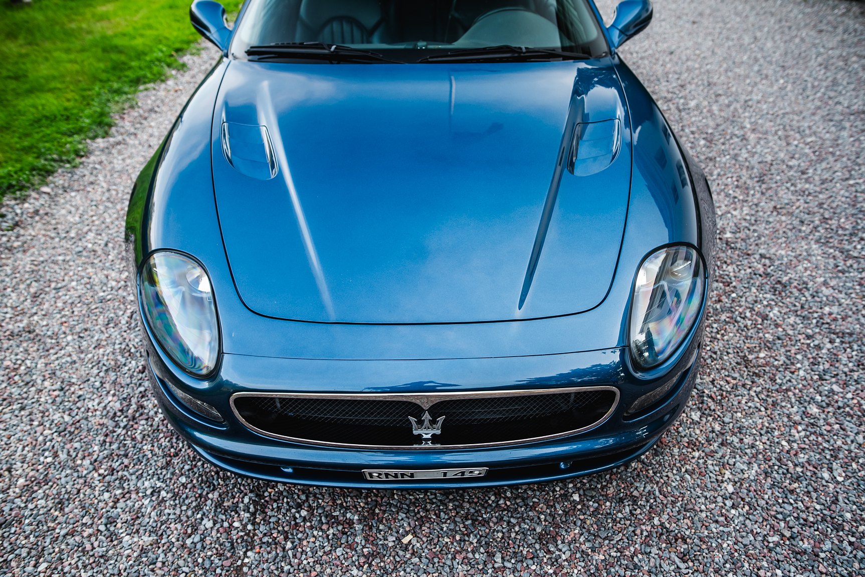 Exterior image of 2000 Maserati 3200 GT