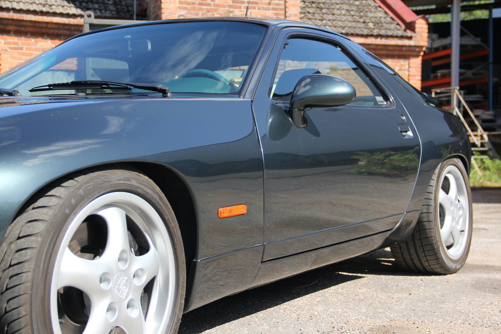 Aussenfoto 1994 Porsche 928 GTS