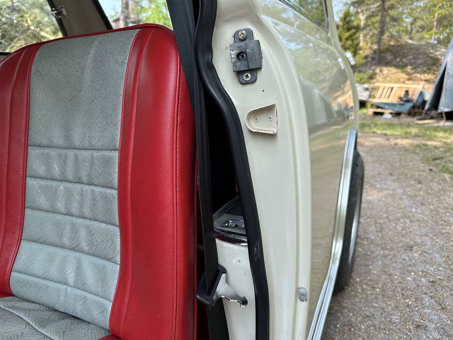 Interior image of 1966 BMC Cooper (17)