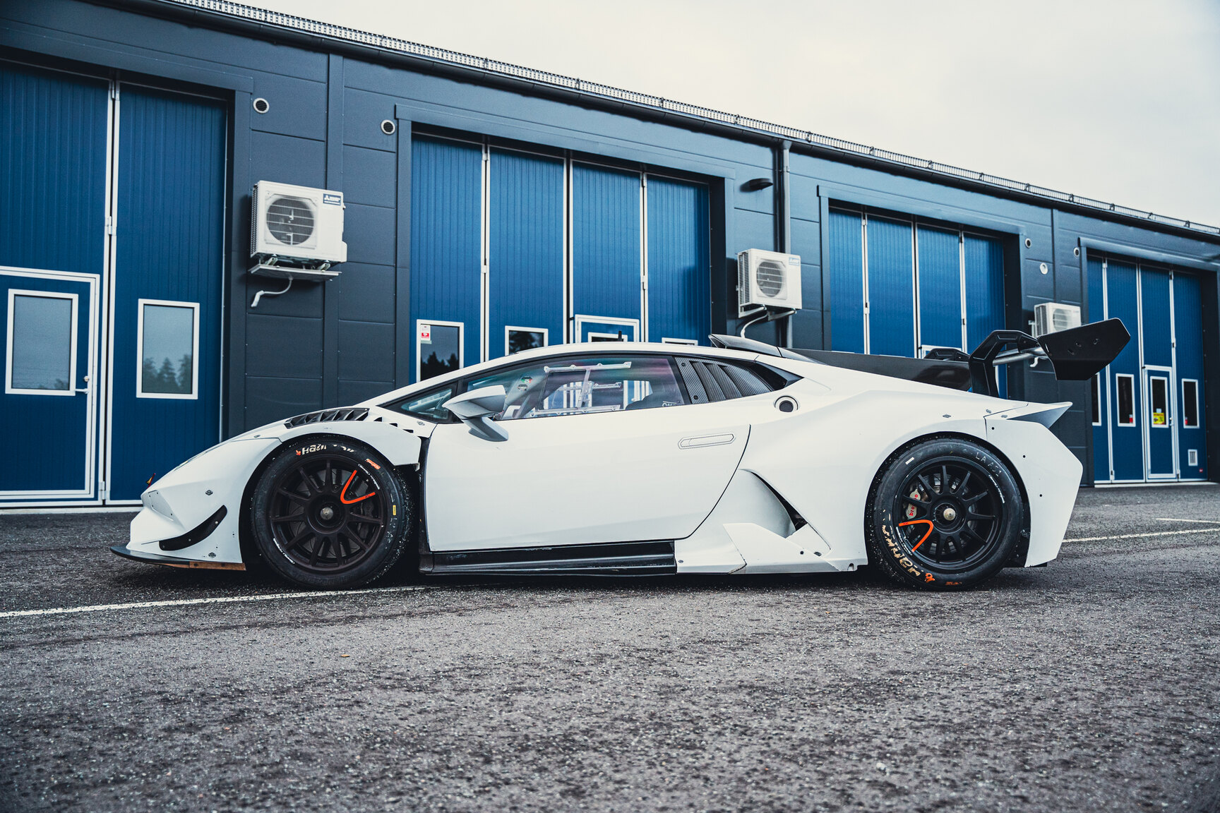 Aussenfoto 2017 Lamborghini Huracan Supertrofeo LP620-2