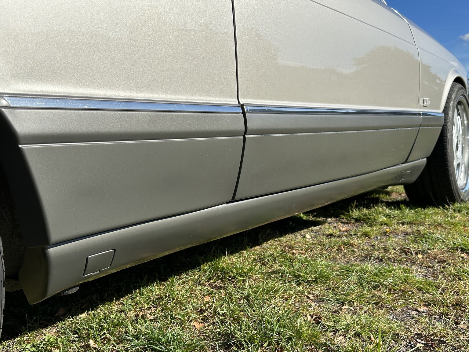 Aussenfoto 1986 Mercedes-Benz 500 SEC (58)