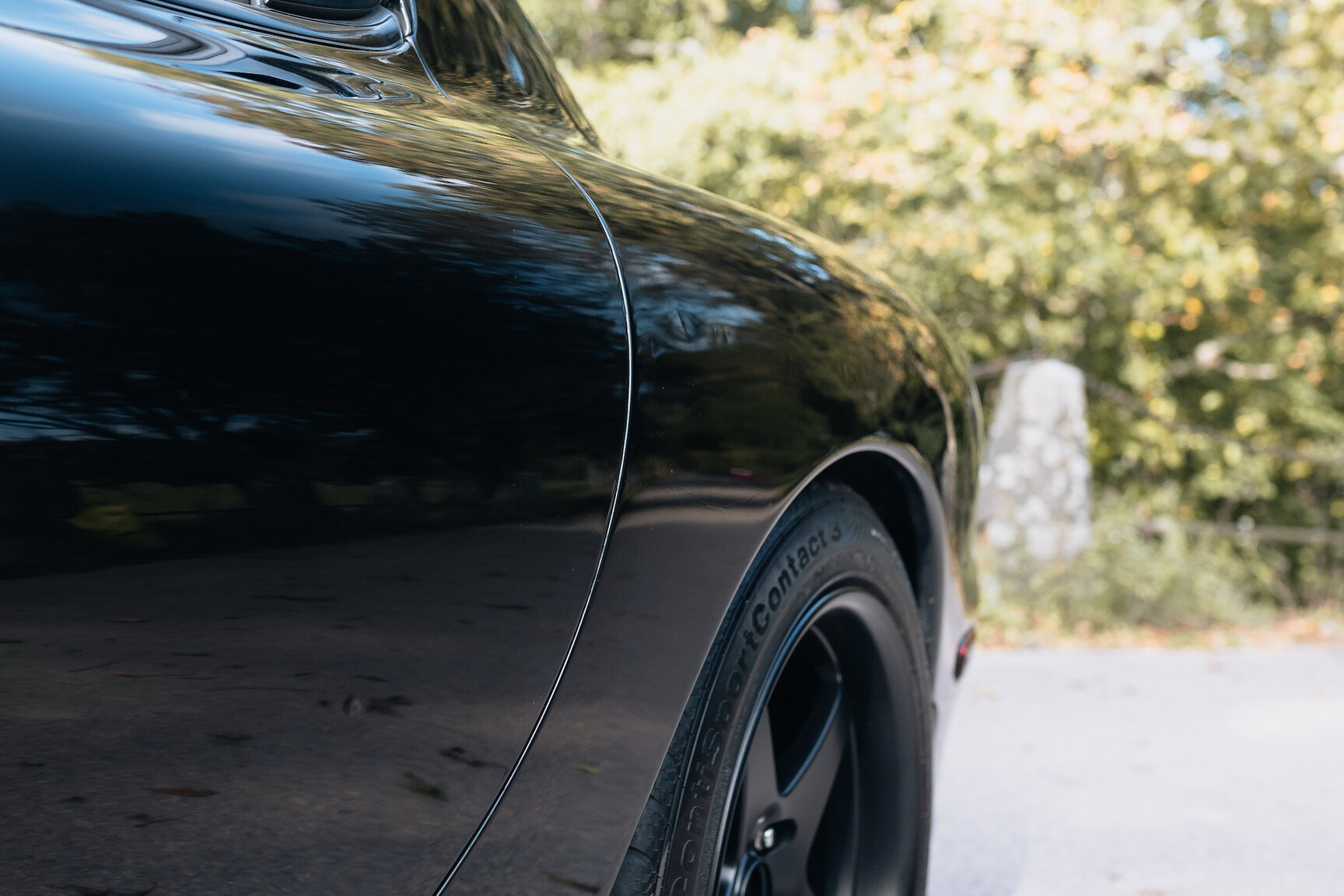 Exterior image of 1994 Mazda RX7 (70)