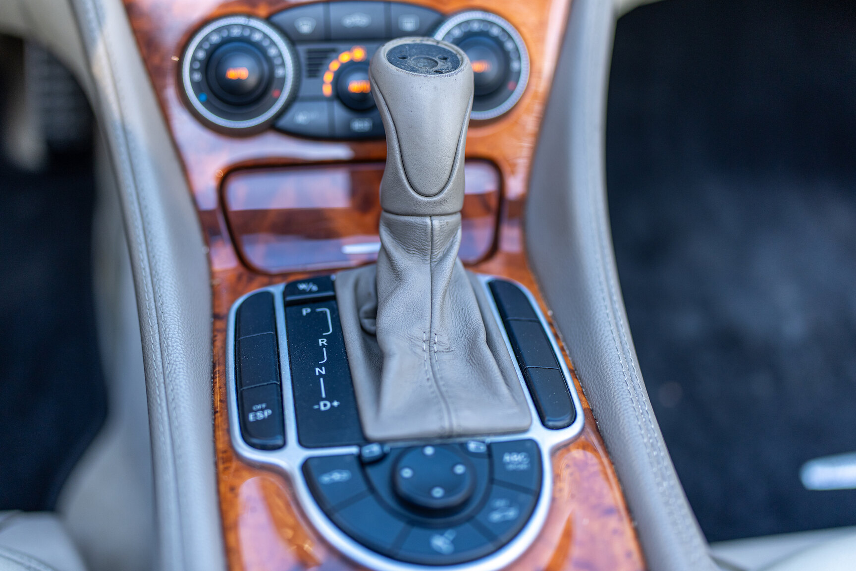 Interiörbild 2002 Mercedes-Benz SL 500