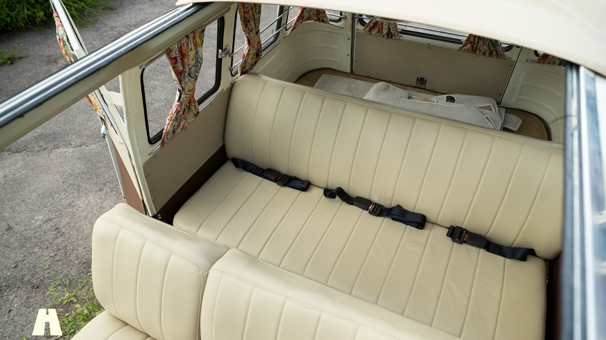 Innenraumfoto von 1974 Volkswagen T1 Split Window  