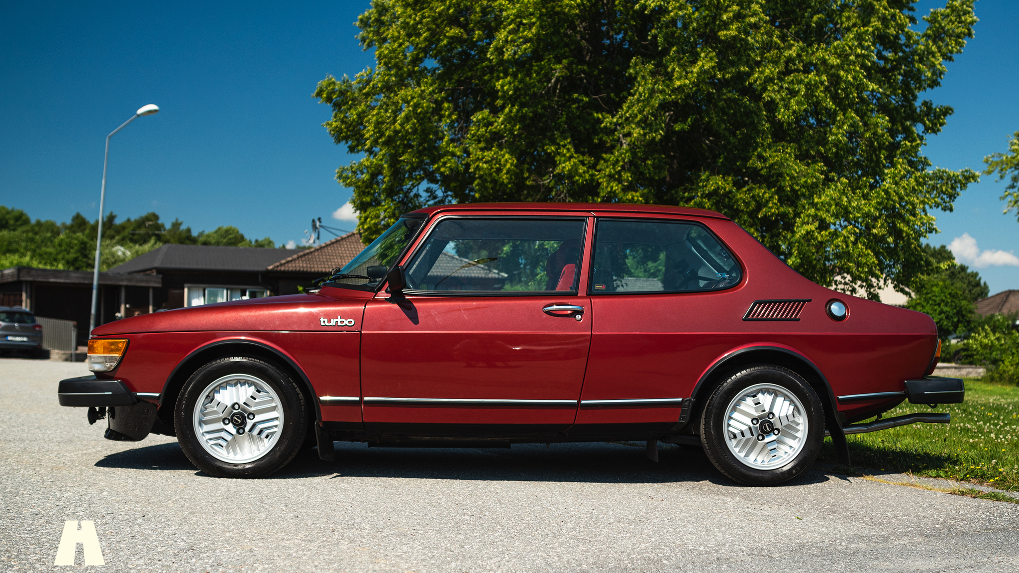 Exteriörbild på 1980 Saab 99 Turbo unikum