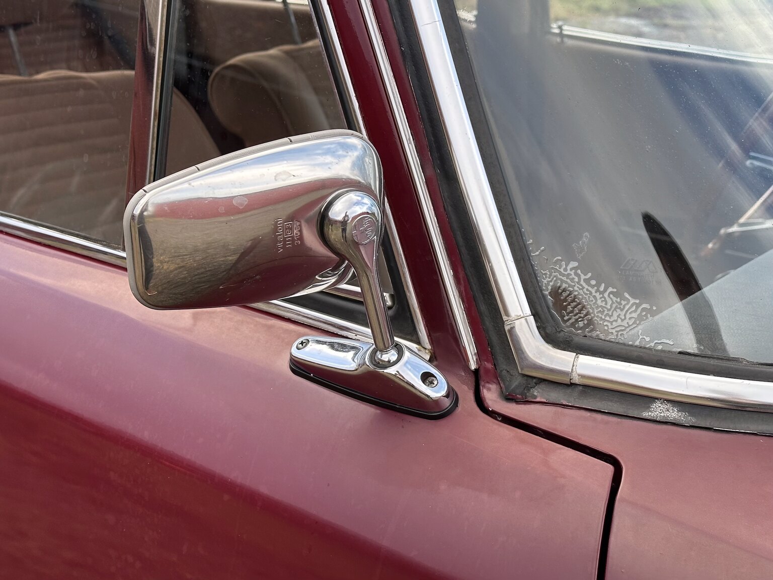 Exteriörbild på 1973 Alfa Romeo Berlina 2000
